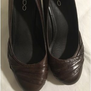 Aldo women’s shoes great conditions dressy or casual